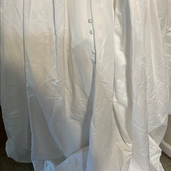 Elegant White Wedding Dress Size 12W, 006 - Picture 10 of 10